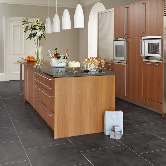 Polyflor Camaro PUR 305mm x 305mm Vinyl Tile