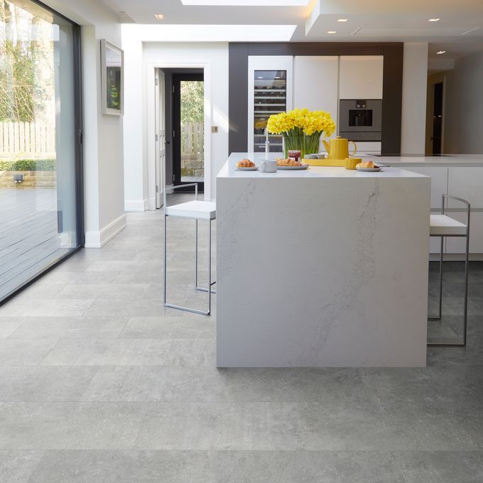 Polyflor Camaro Rigid Core PUR 304mm x 609mm Vinyl Tile