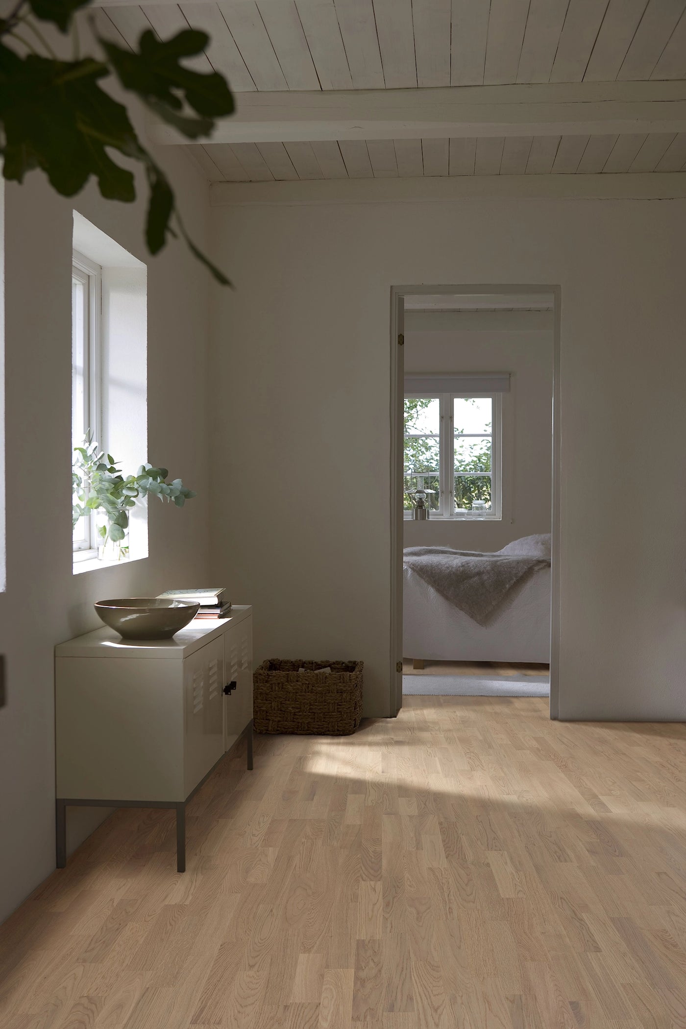 Kahrs Sand 200mm x 2423mm Hardwood Plank Oak Sorrento