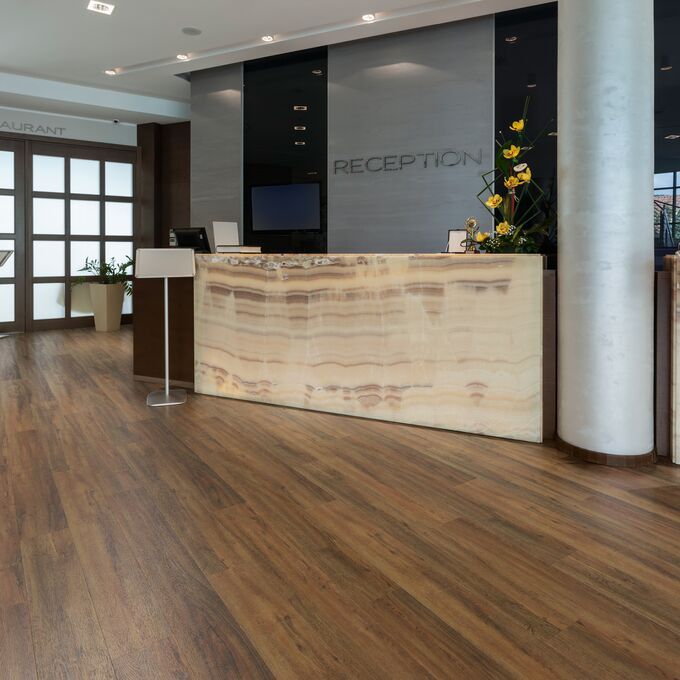 Polyflor Expona Encore 177mm x 1212mm Vinyl Plank