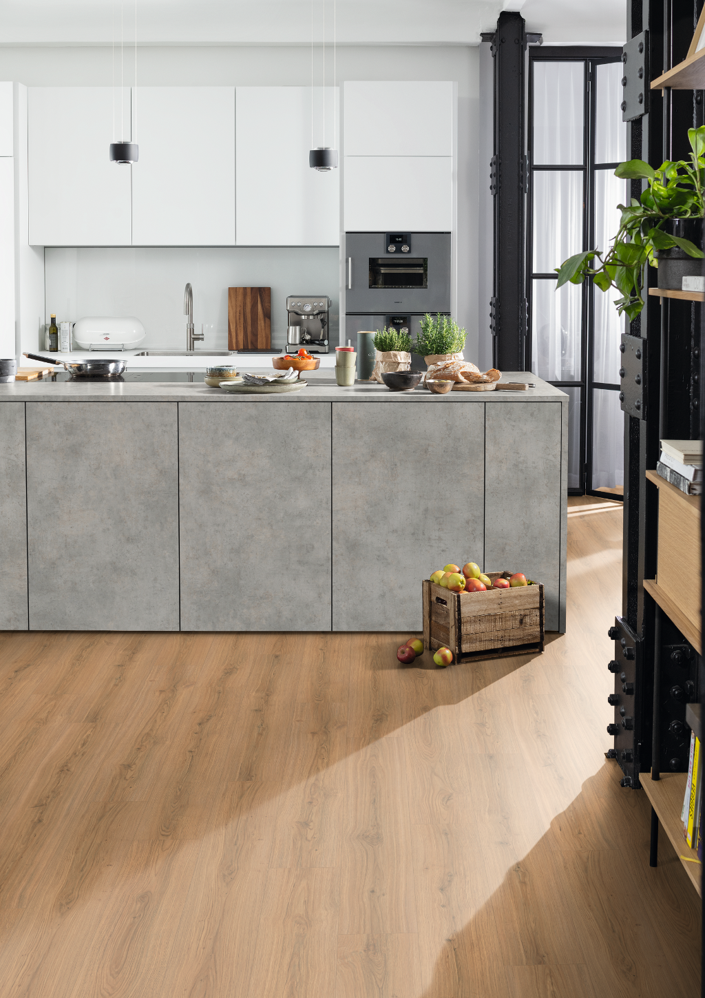 Egger NatureSense Aqua+ 193mm x 1292mm Laminate Plank Honey Padua Oak