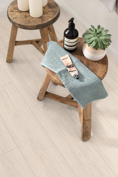 Egger NatureSense Aqua+ 193mm x 1292mm Laminate Plank White Casella Oak