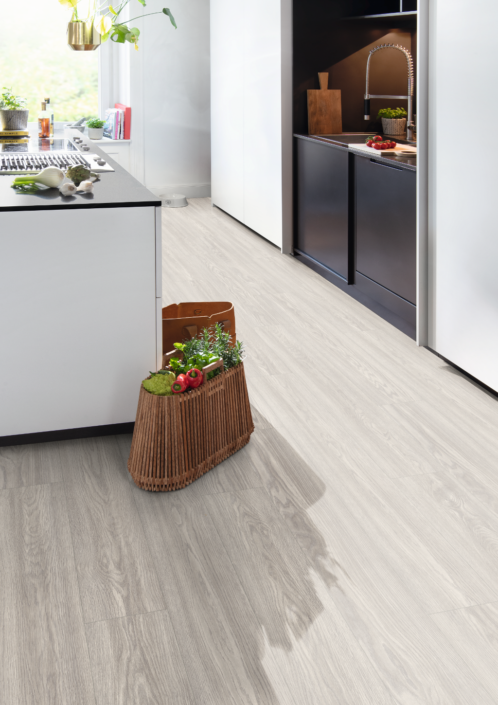 Egger NatureSense Aqua 8MM 193mm x 1292mm Laminate Plank Light Grey Soria Oak