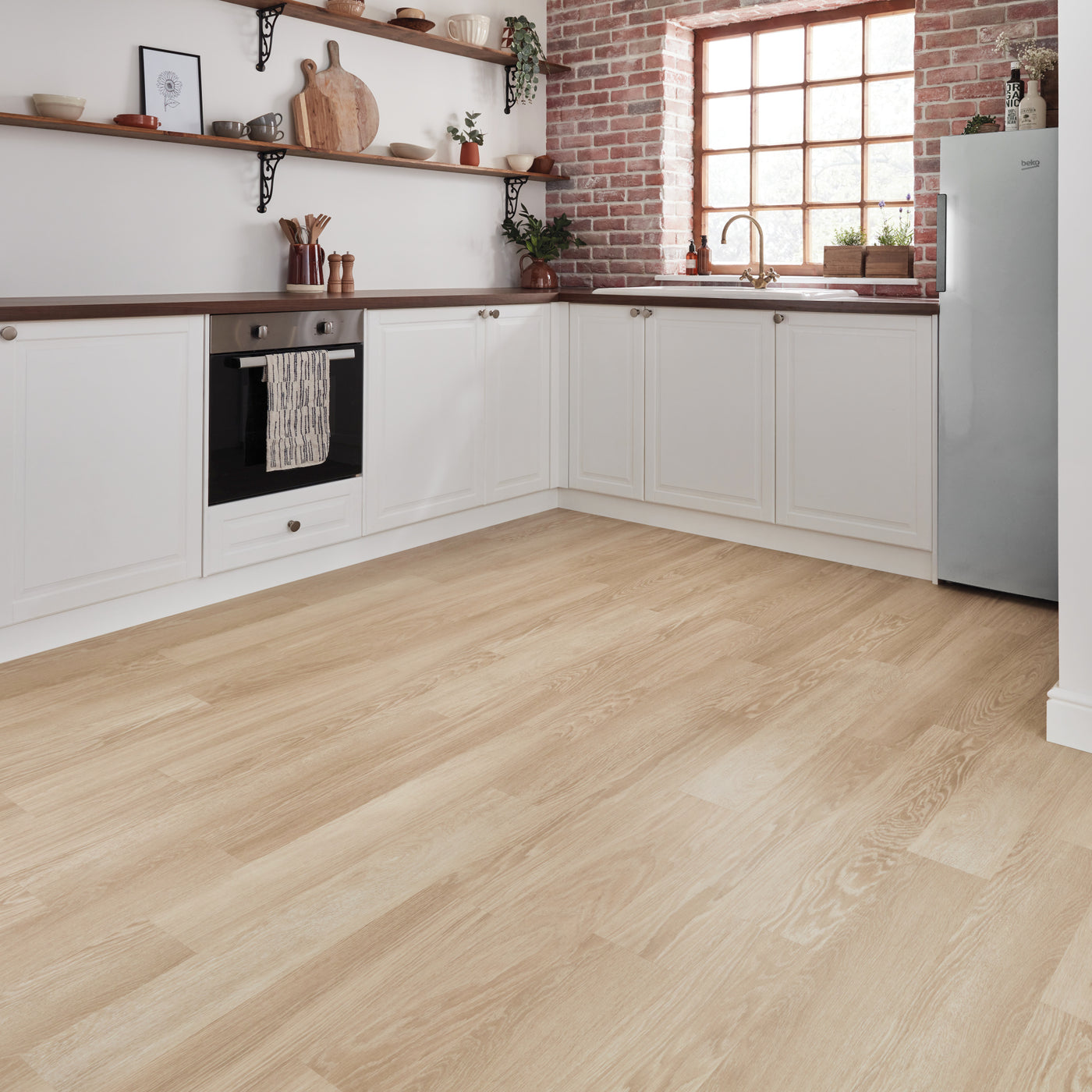 Karndean Knight Tile Rigid Core 150mm x 915mm Vinyl Plank